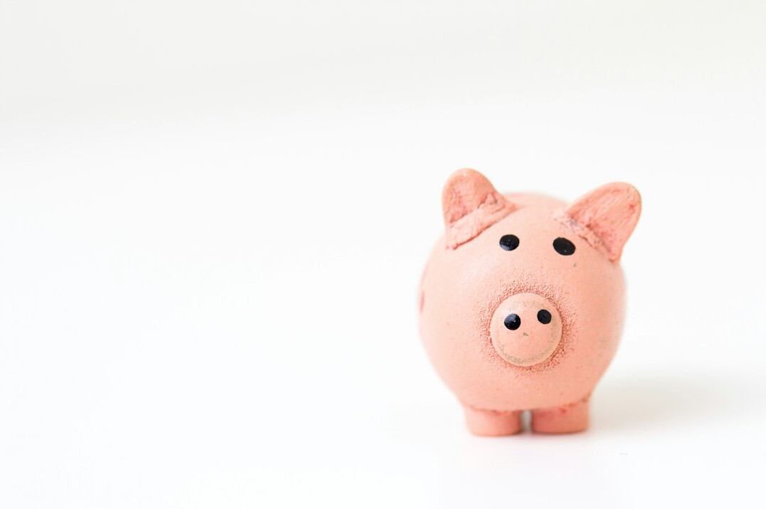 emergency fund piggy bank