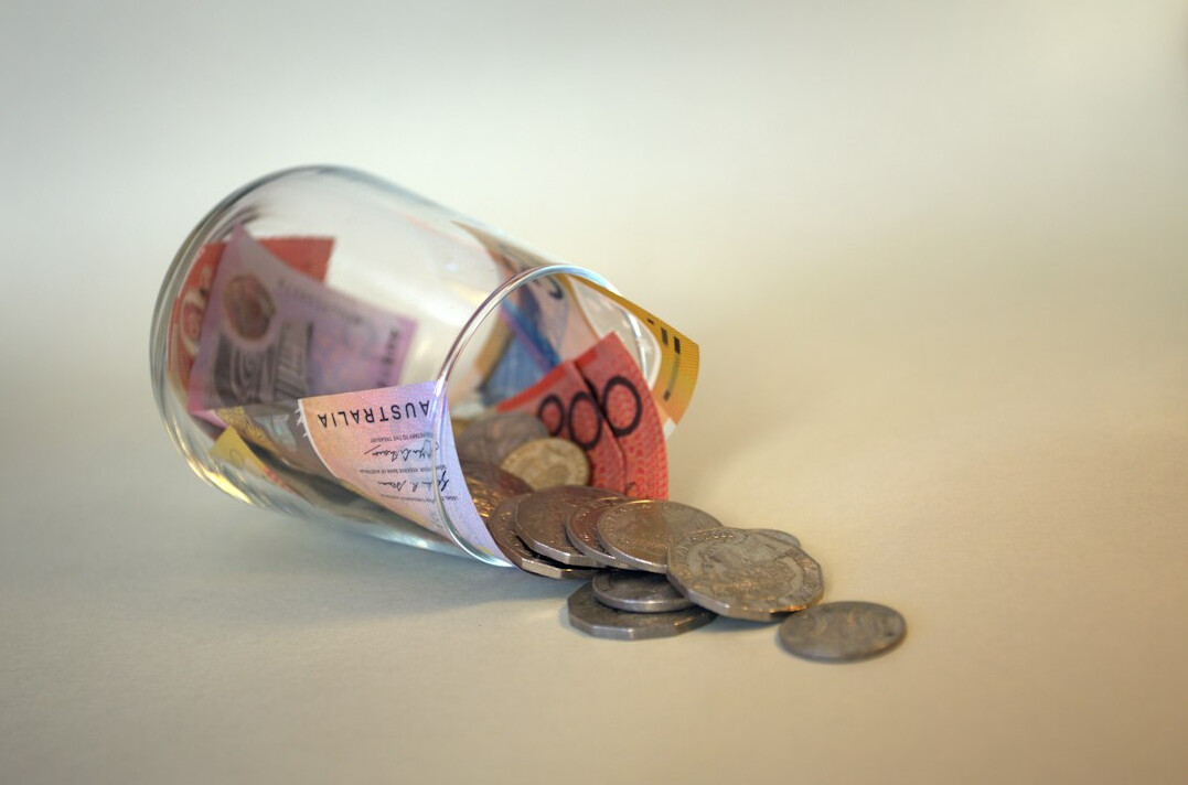 saving money jar