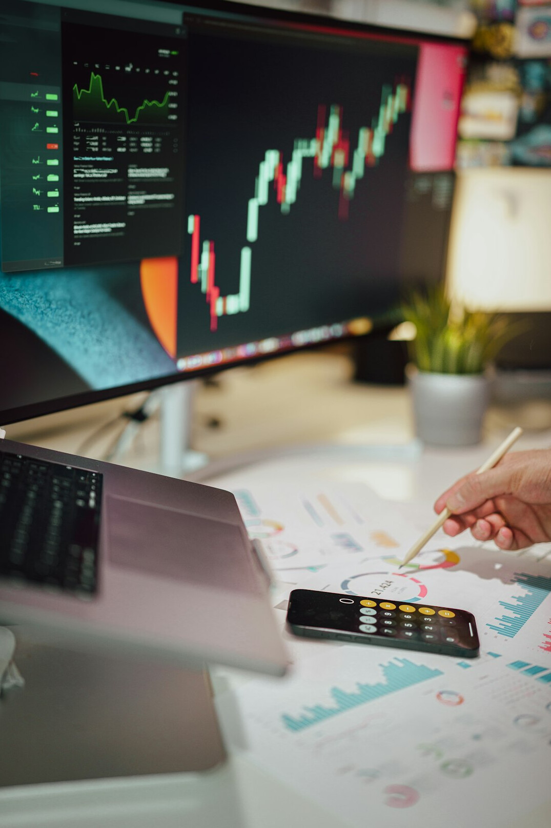 smart investor reviewing stocks
